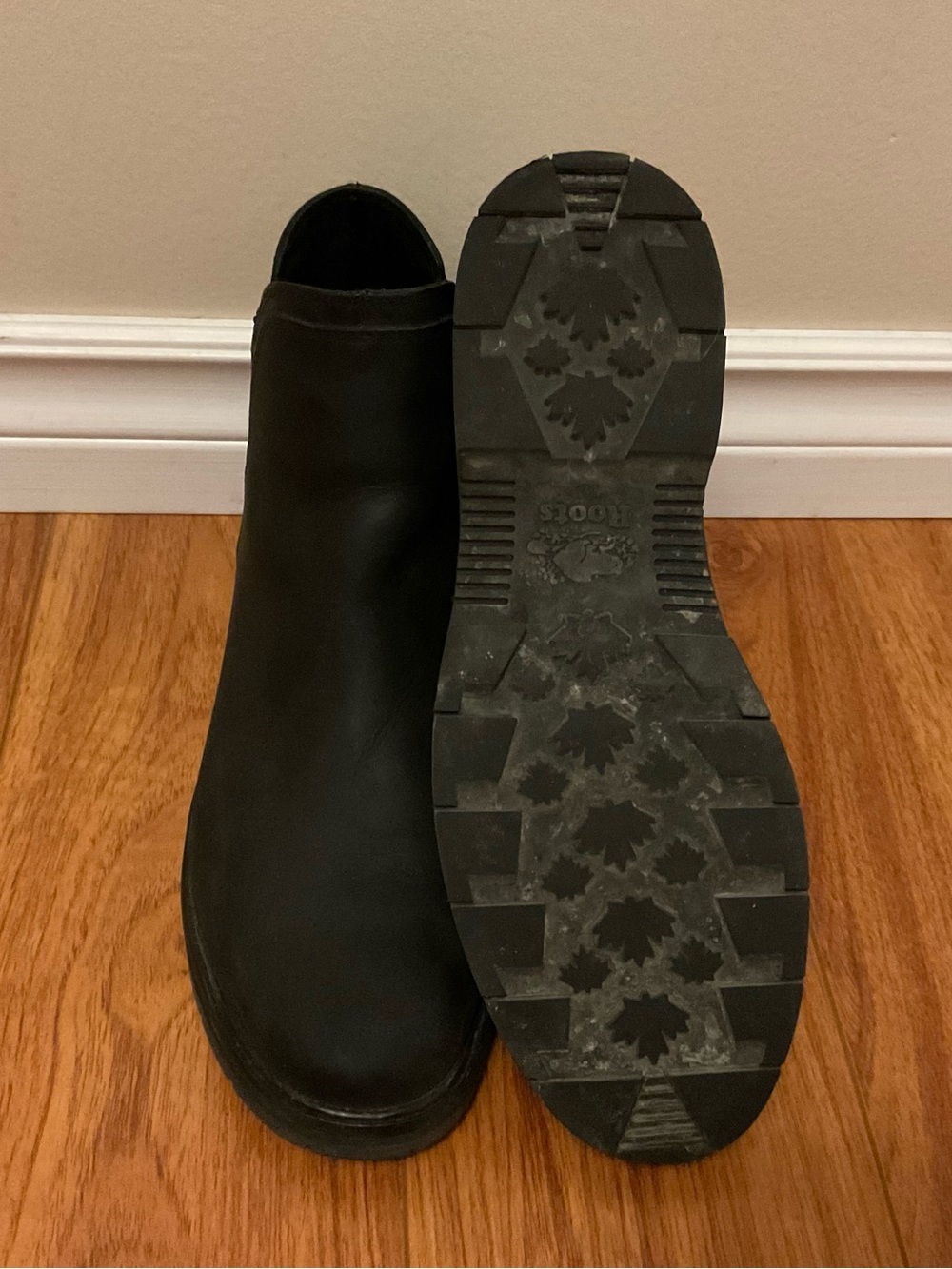 Roots Black Women's Chelsea Ankle Boots - Picture 2 of 2